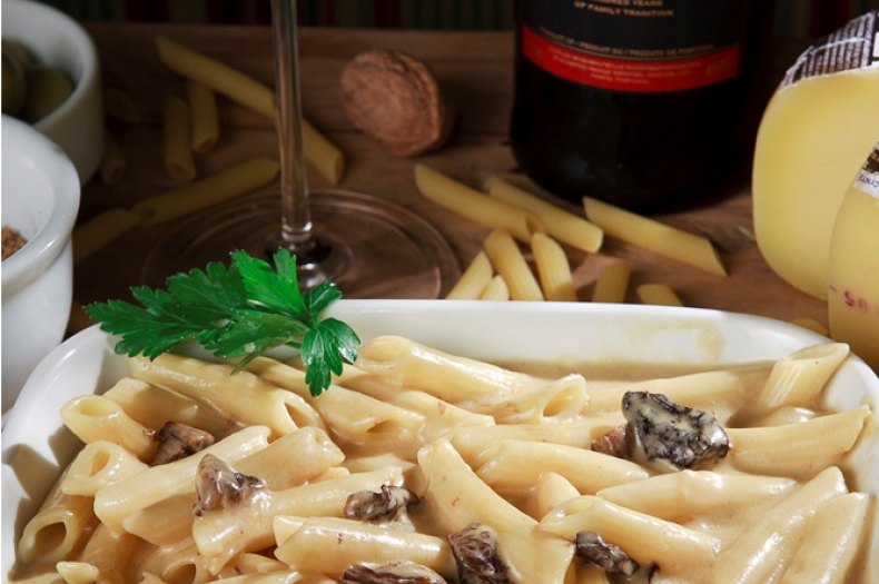 Penne ao molho funghi